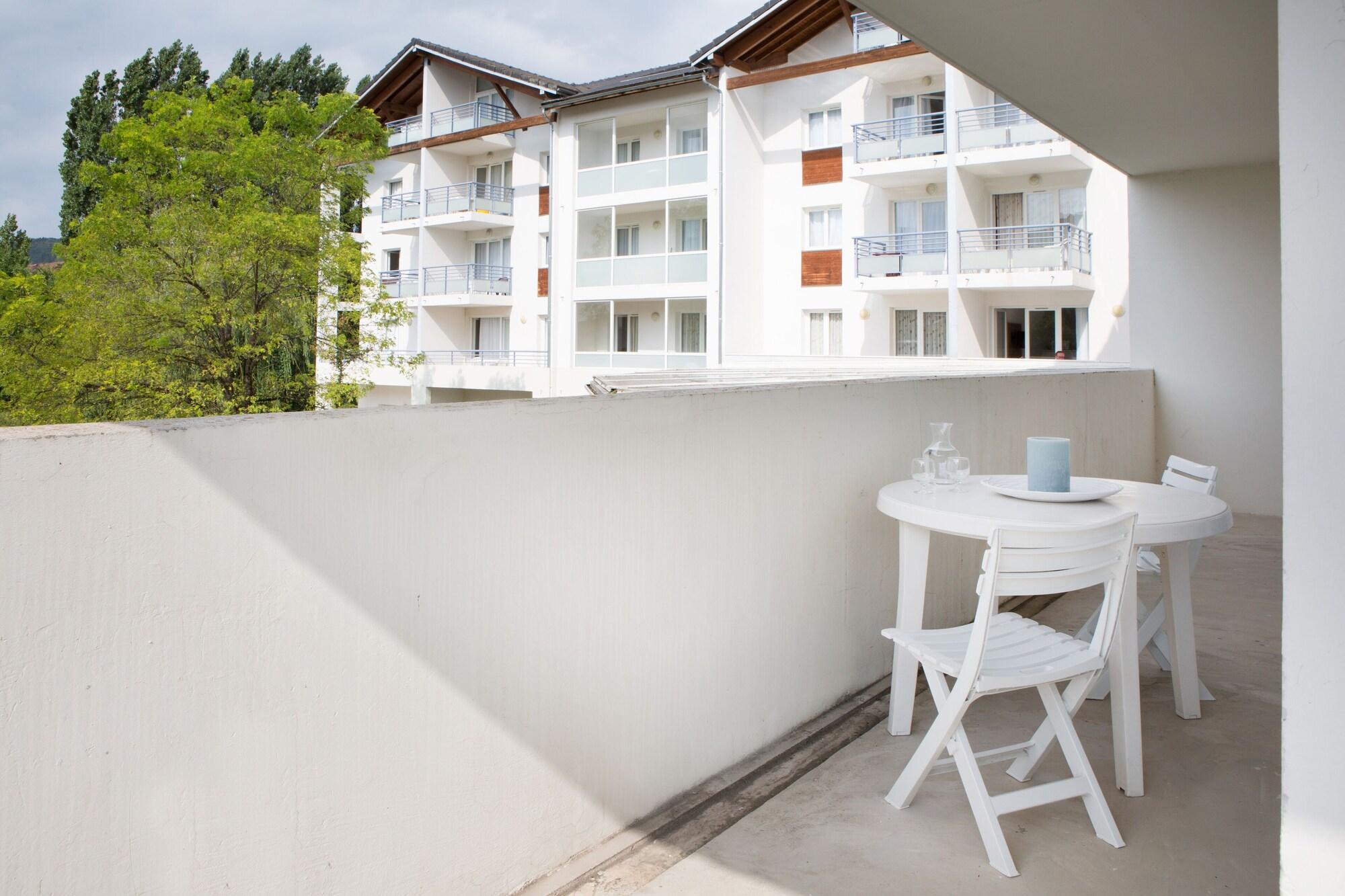 Comfort Aparthotel Divonne La Versoix Exteriör bild