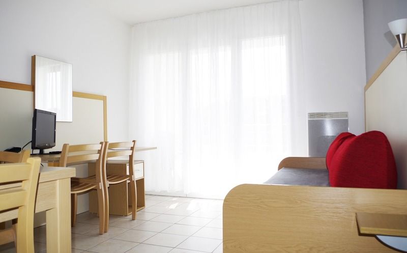 Comfort Aparthotel Divonne La Versoix Exteriör bild