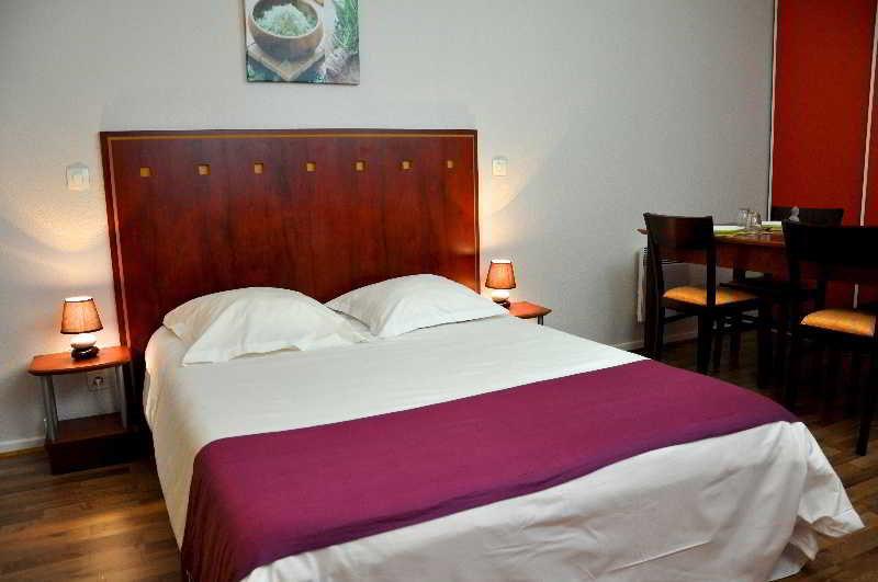 Comfort Aparthotel Divonne La Versoix Exteriör bild